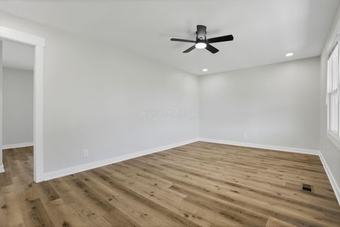 Tiny photo for 20595 Happy Hollow Road, Laurelville, OH 43135 (MLS # 226004908)