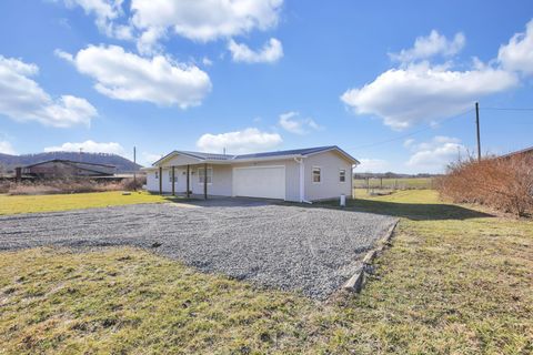 Tiny photo for 20595 Happy Hollow Road, Laurelville, OH 43135 (MLS # 226004908)