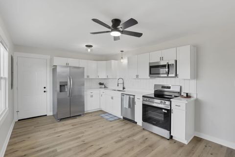 Tiny photo for 20595 Happy Hollow Road, Laurelville, OH 43135 (MLS # 226004908)