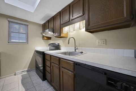 Tiny photo for 5108 Ranstead Court, Columbus, OH 43220 (MLS # 225045513)