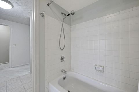 Tiny photo for 5108 Ranstead Court, Columbus, OH 43220 (MLS # 225045513)