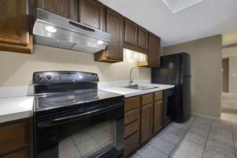 Tiny photo for 5108 Ranstead Court, Columbus, OH 43220 (MLS # 225045513)