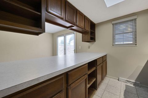 Tiny photo for 5108 Ranstead Court, Columbus, OH 43220 (MLS # 225045513)