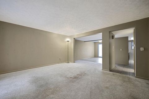 Tiny photo for 5108 Ranstead Court, Columbus, OH 43220 (MLS # 225045513)