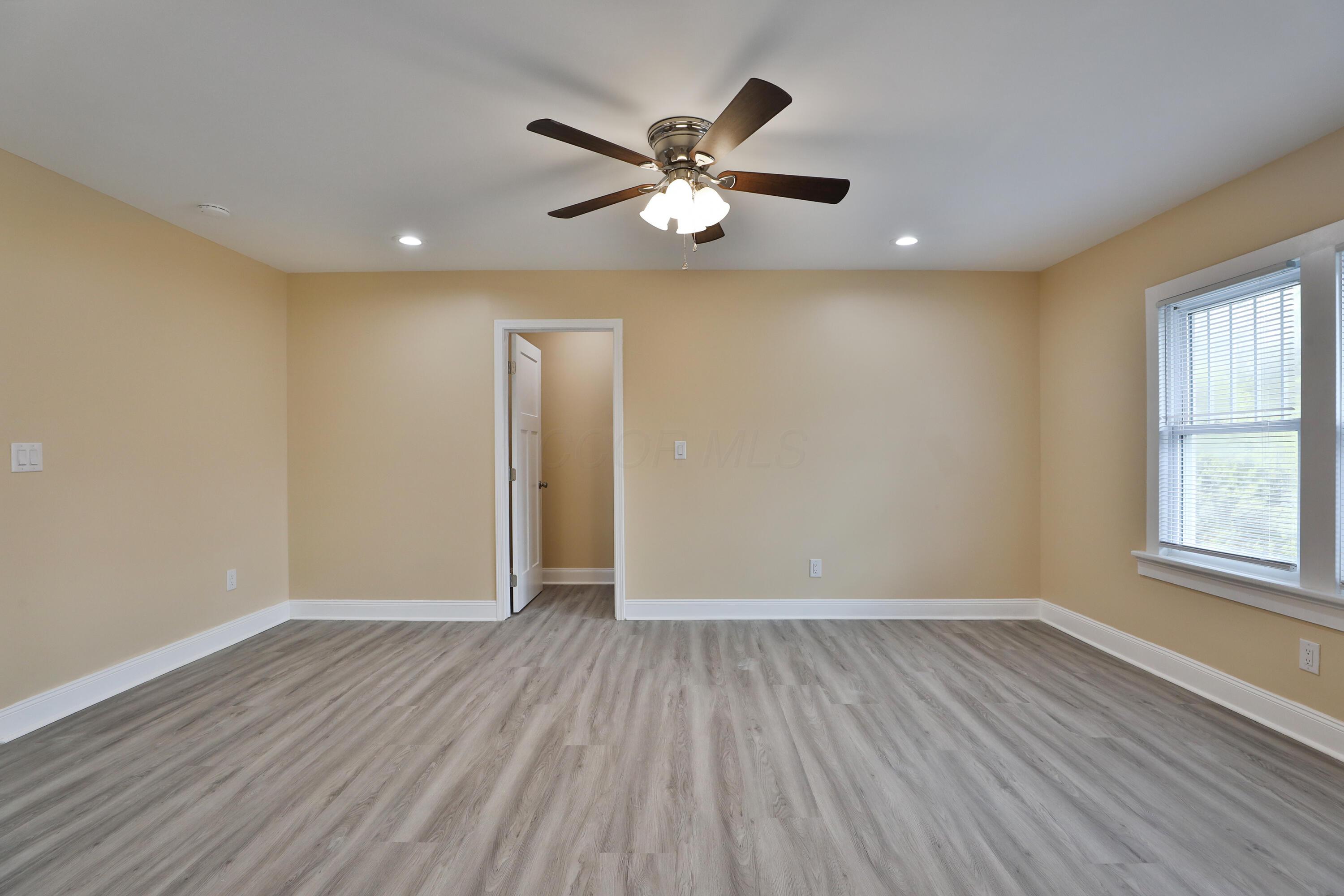 326 Tibet Road, Columbus, Ohio image 38