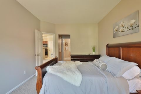Tiny photo for 6036 Inishmore Lane, Dublin, OH 43017 (MLS # 226026069)