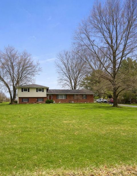 Photo of 10590 Marie Lane, Pickerington, OH 43147 (MLS # 226009614)