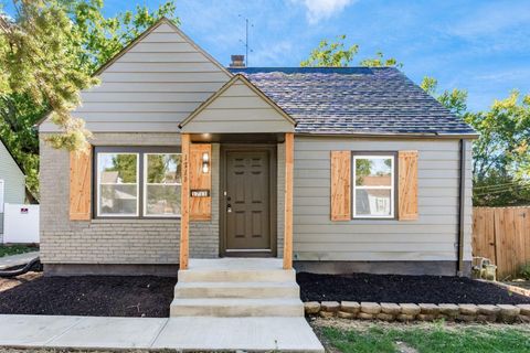 Photo of 1711 Piedmont Road, Columbus, OH 43224 (MLS # 225038560)
