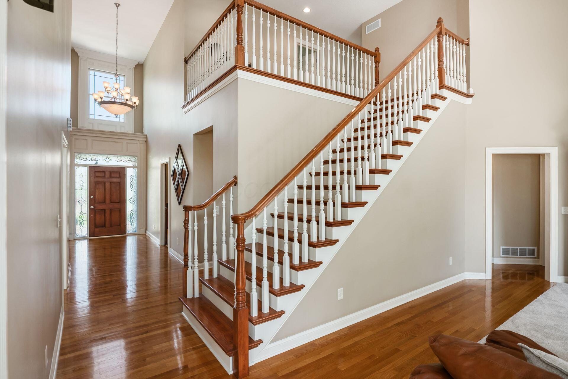 4568 Hickory Rock Drive, Powell, Ohio image 12