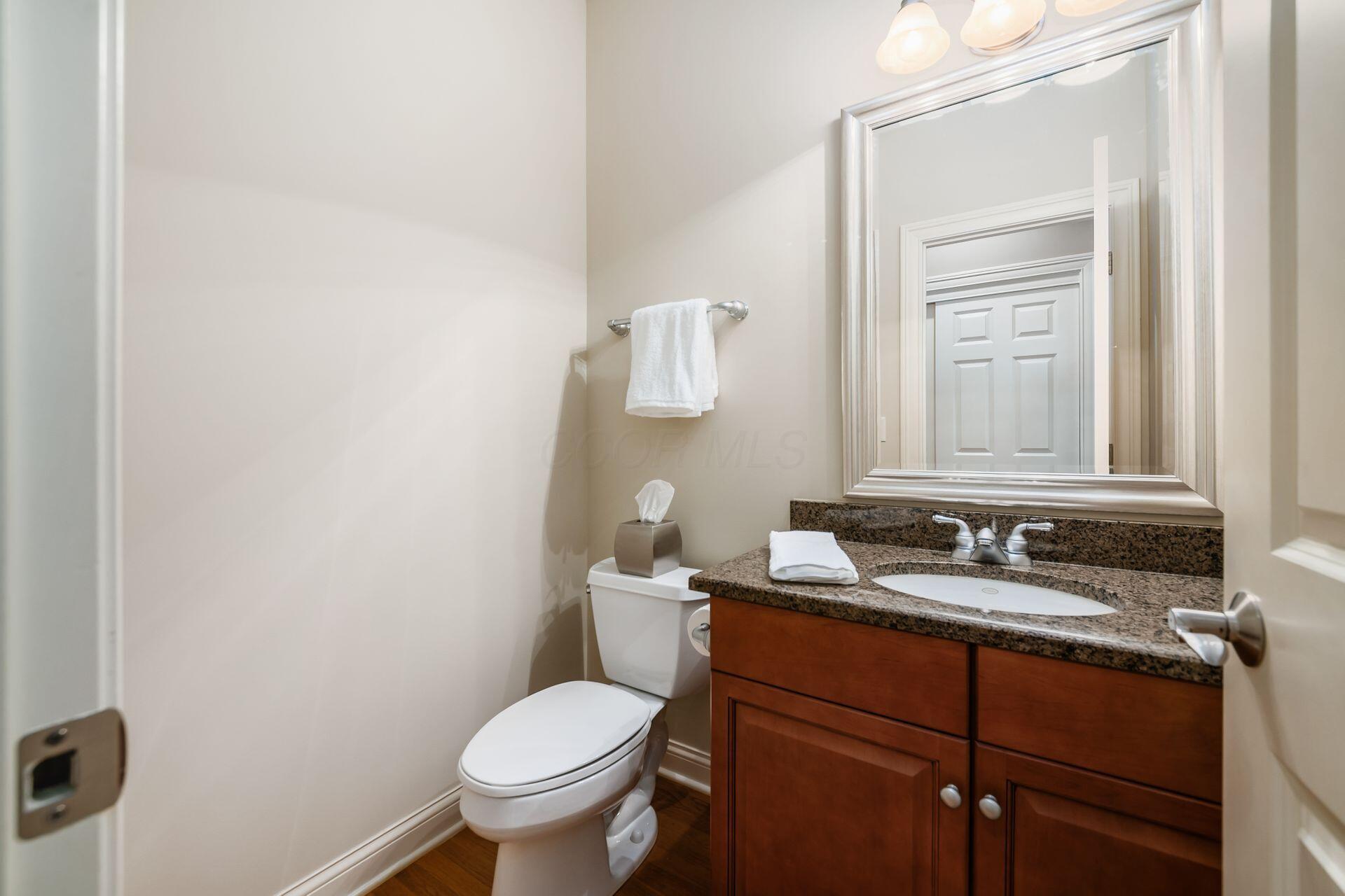 4568 Hickory Rock Drive, Powell, Ohio image 31