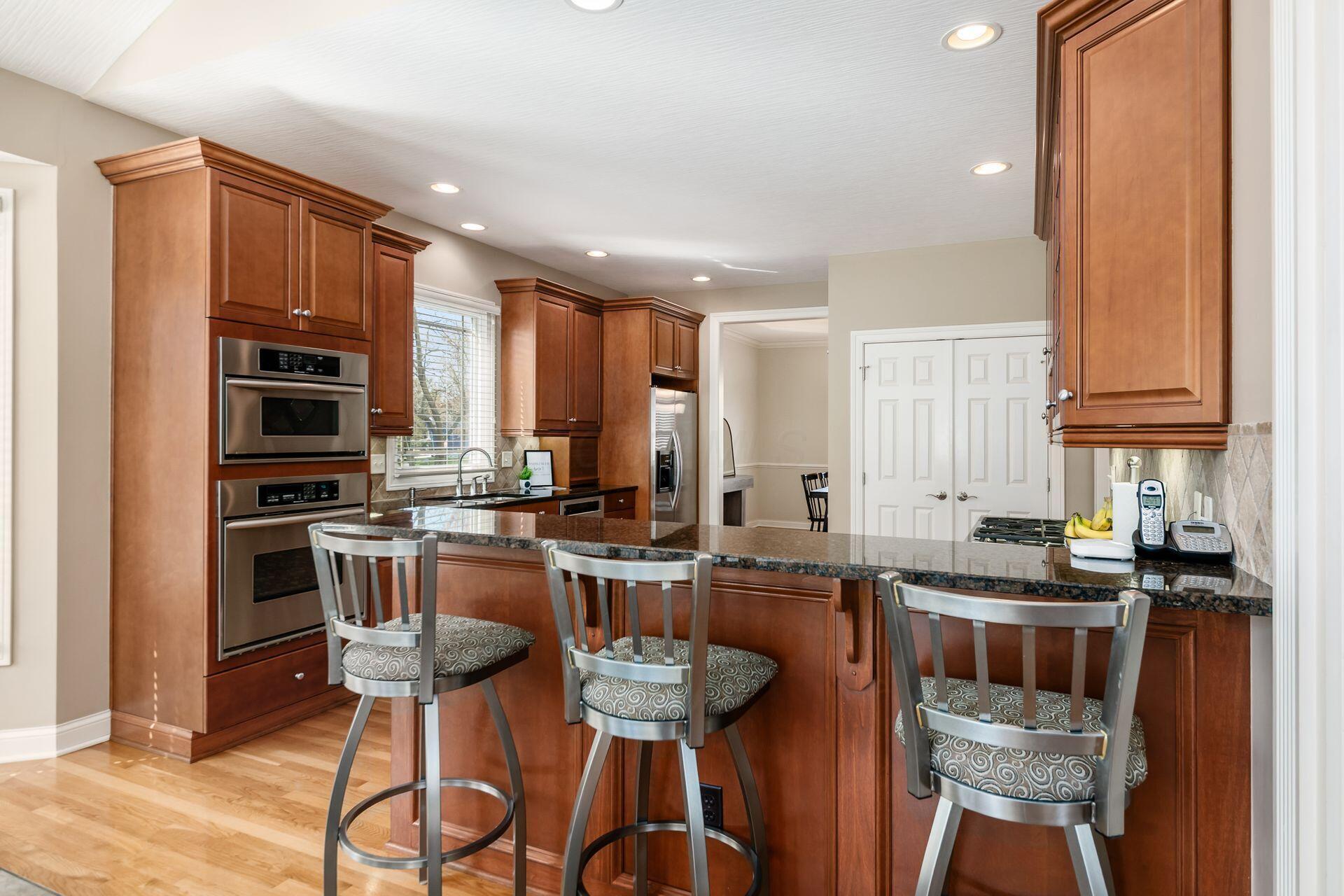 4568 Hickory Rock Drive, Powell, Ohio image 26