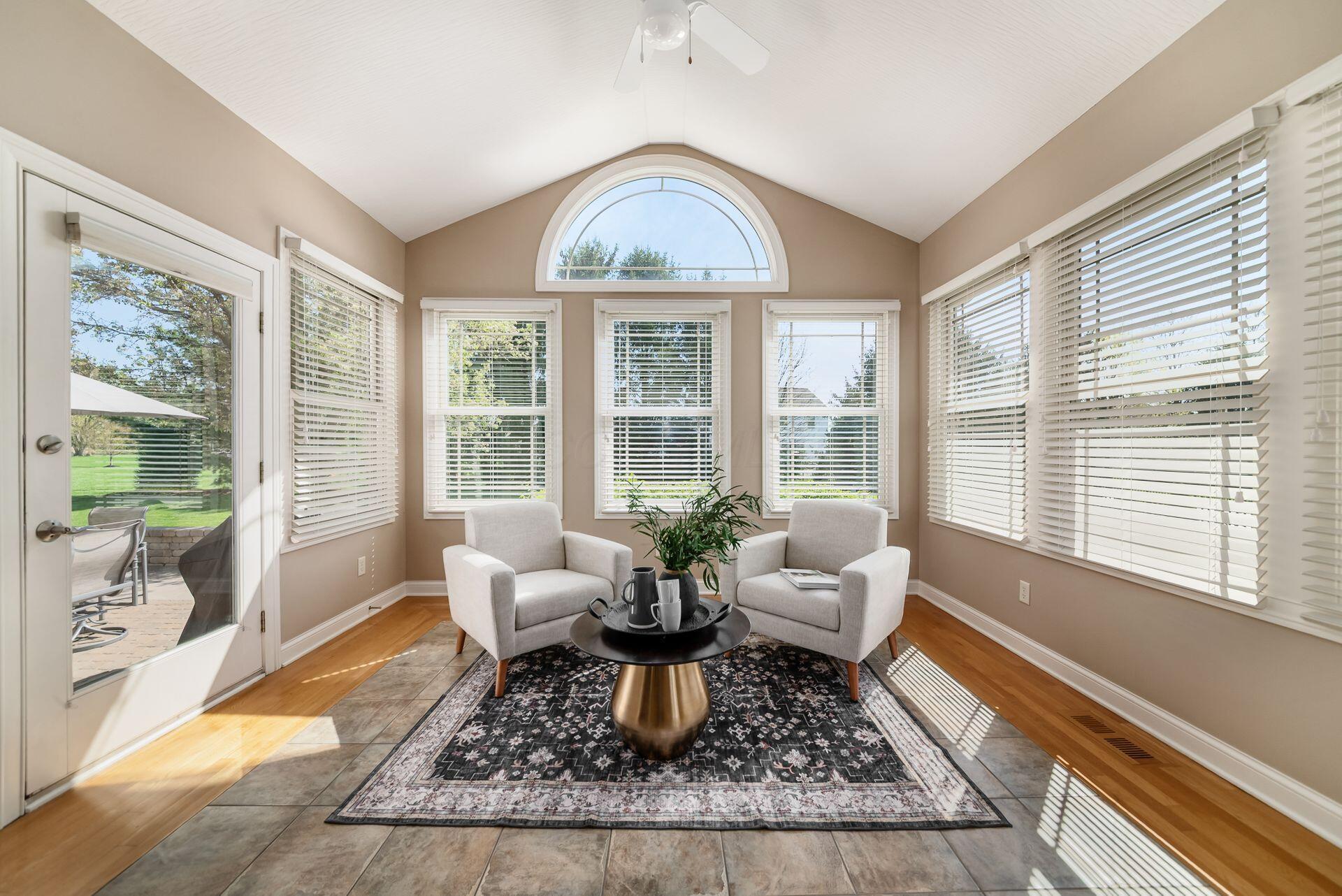 4568 Hickory Rock Drive, Powell, Ohio image 21