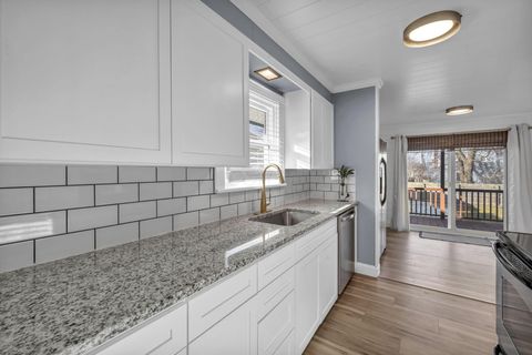 Tiny photo for 283 Clover Avenue, Marion, OH 43302 (MLS # 226002317)