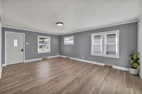 Tiny photo for 283 Clover Avenue, Marion, OH 43302 (MLS # 226002317)