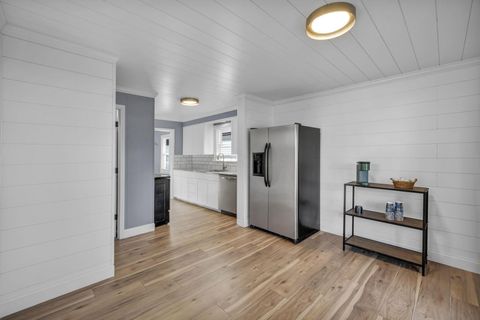 Tiny photo for 283 Clover Avenue, Marion, OH 43302 (MLS # 226002317)