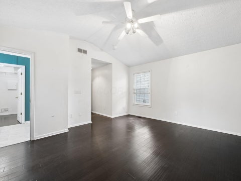 Tiny photo for 6254 Mcnaughten Place Lane 47 #47, Columbus, OH 43213 (MLS # 226036375)