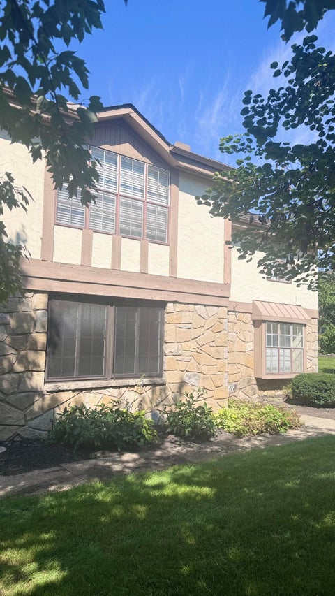 Photo of 6172 Stornoway Drive S 6172A #6172A, Columbus, OH 43213 (MLS # 226032905)