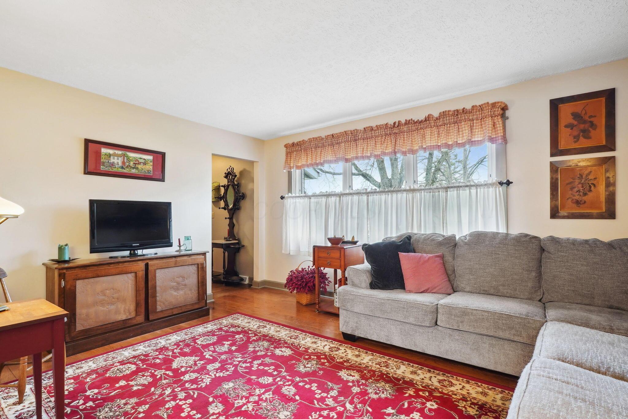 557 Surrey Lane, Marysville, Ohio image 14
