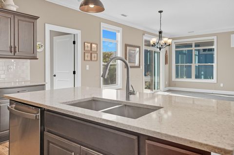 Tiny photo for 6607 Riverrun Lane, Delaware, OH 43015 (MLS # 226003135)