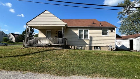 Photo of 1080 Meadowdale Avenue, Columbus, OH 43219 (MLS # 226034365)