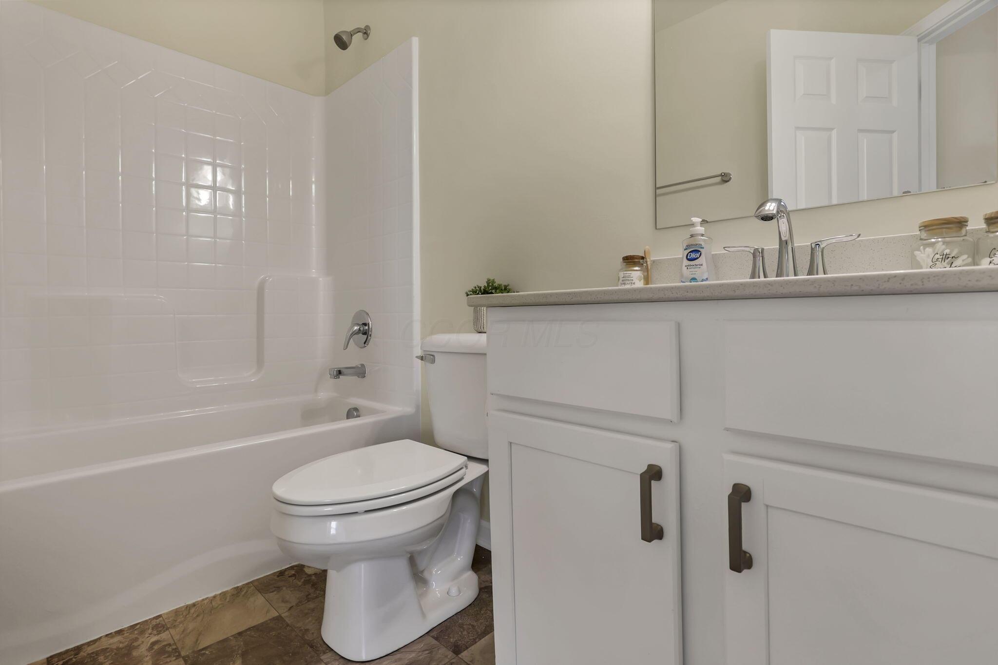 111 Coyote Willow Drive, Reynoldsburg, Ohio image 36