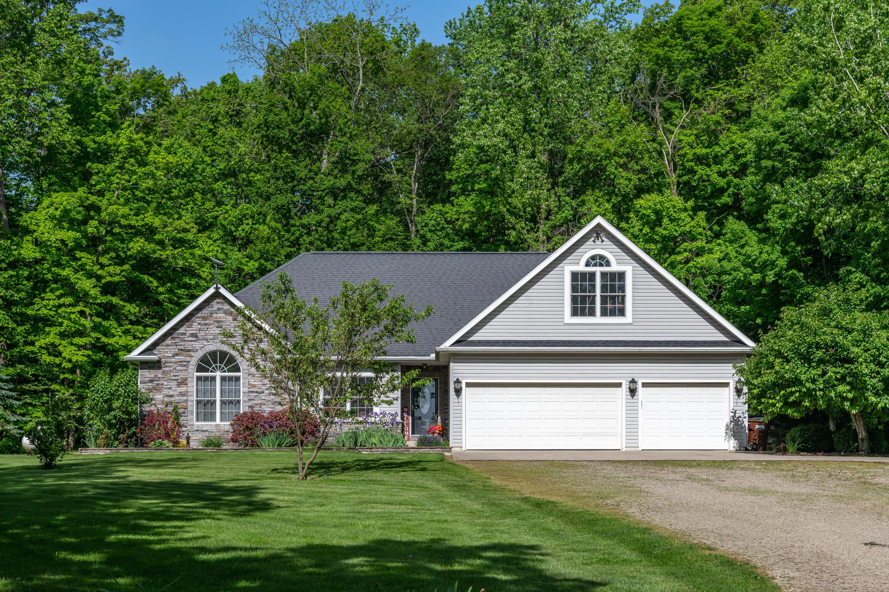 4559 Baker Road, Urbana, Ohio image 1