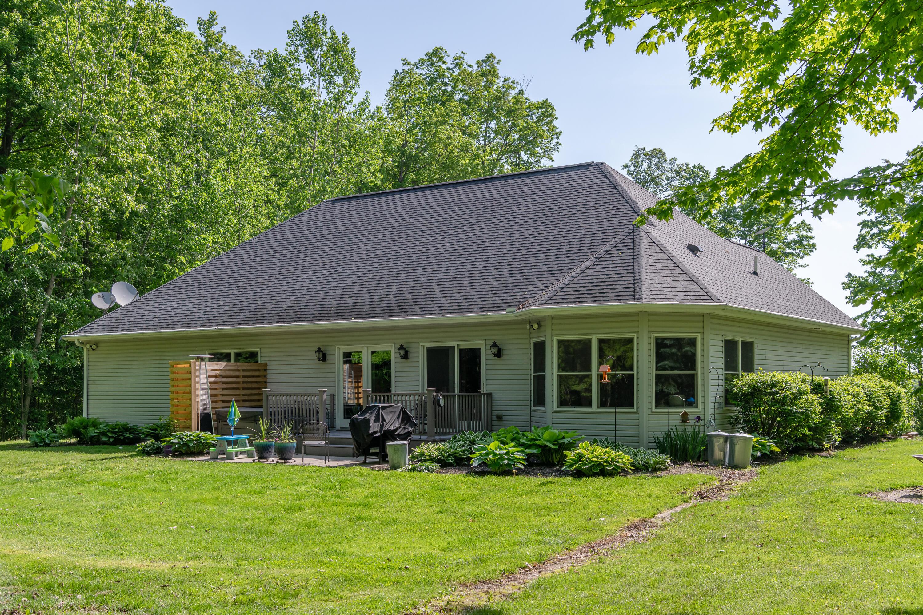 4559 Baker Road, Urbana, Ohio image 46