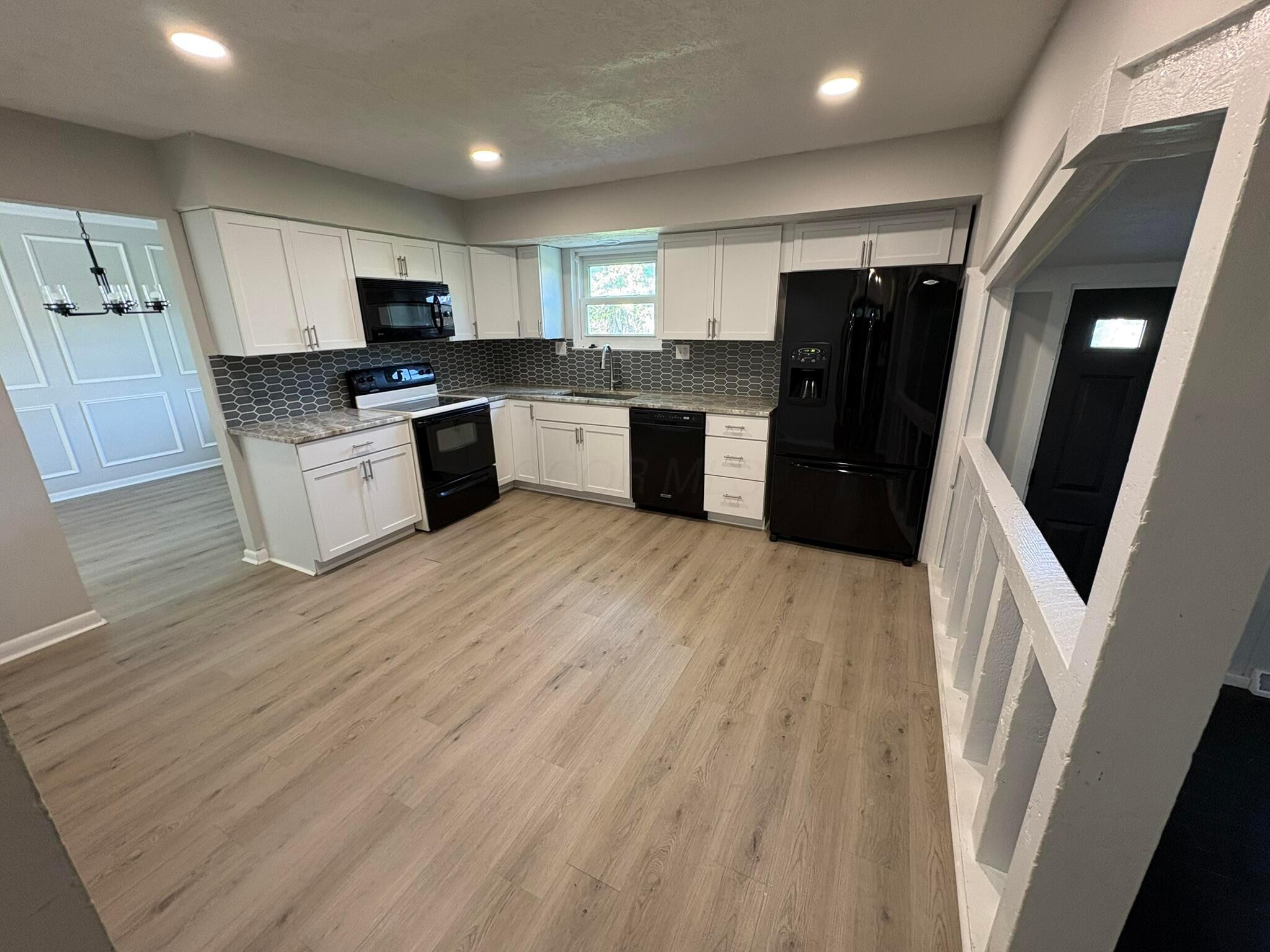 5464 Aspen Road, Columbus, Ohio image 3