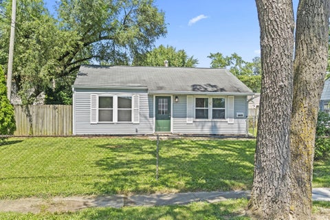 Photo of 4620 MORRIS Avenue, Whitehall, OH 43213 (MLS # 226036640)