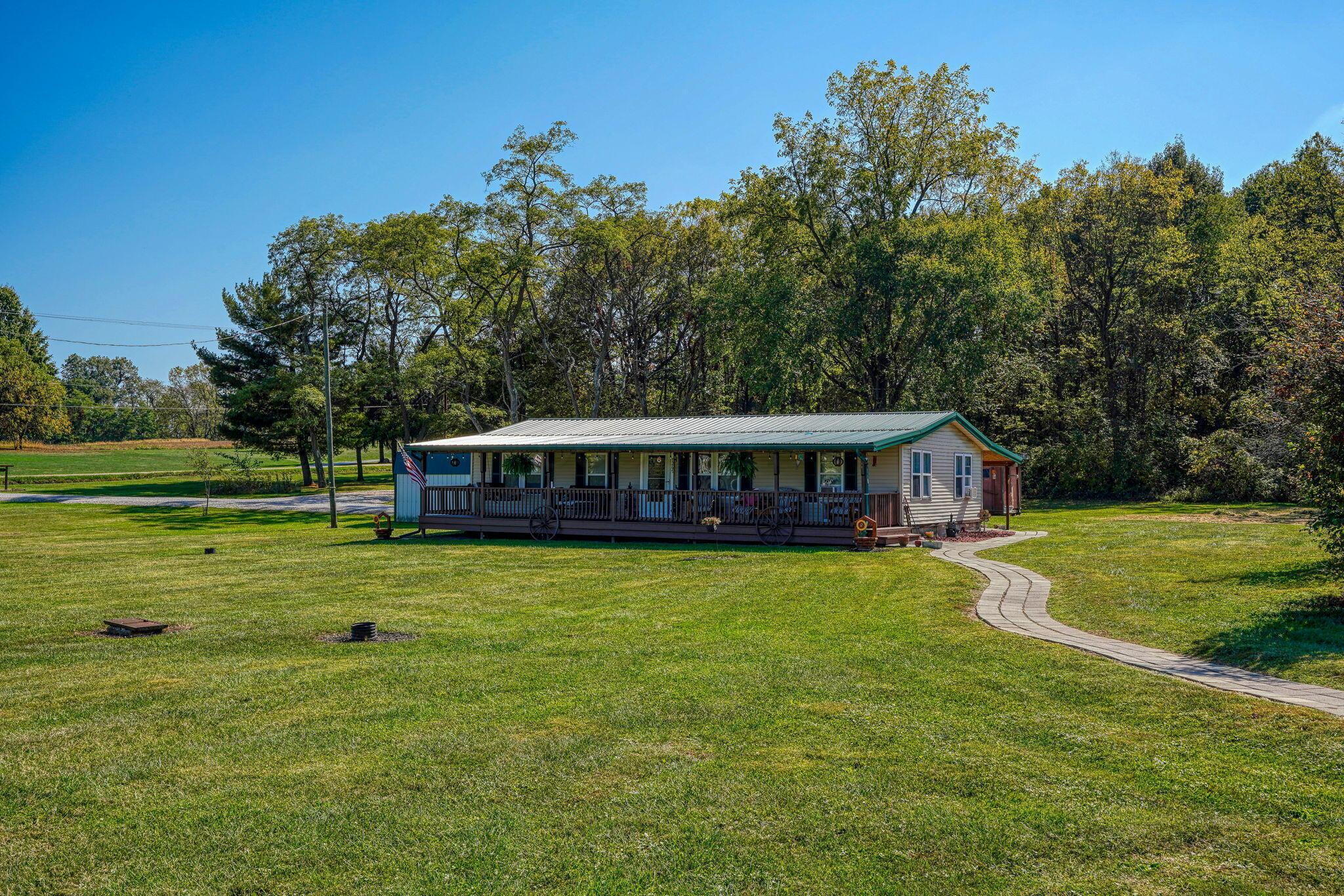 7271 National Road SW