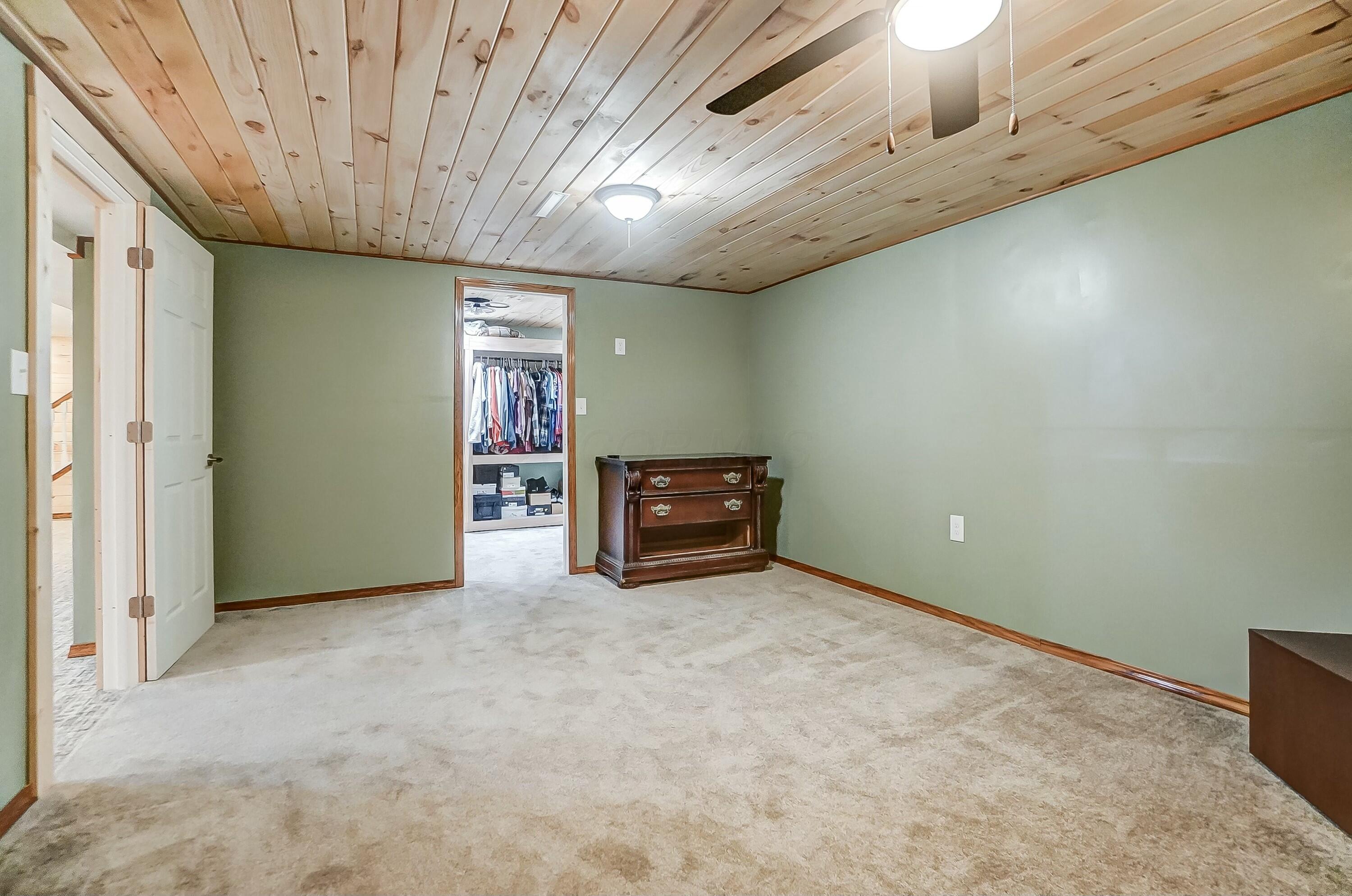 1315 Skyline Lane, Springfield, Ohio image 43
