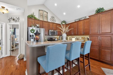 Tiny photo for 5688 Stearns Road, Dublin, OH 43016 (MLS # 226003122)