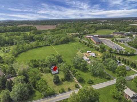 Photo of 380 Gender Road, Canal Winchester, OH 43110 (MLS # 226014504)