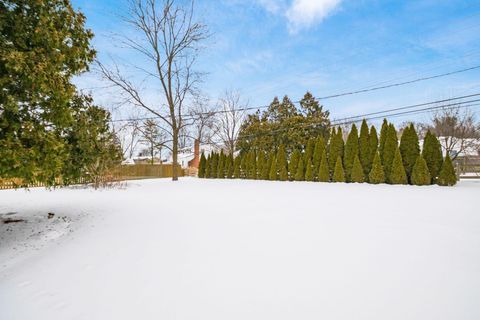 Tiny photo for 80 Rockwell Way, Worthington, OH 43085 (MLS # 226003002)