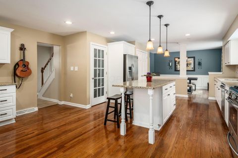 Tiny photo for 80 Rockwell Way, Worthington, OH 43085 (MLS # 226003002)