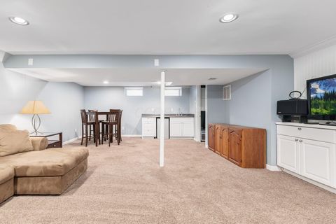 Tiny photo for 80 Rockwell Way, Worthington, OH 43085 (MLS # 226003002)