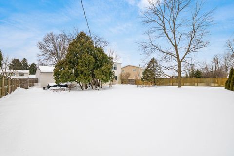 Tiny photo for 80 Rockwell Way, Worthington, OH 43085 (MLS # 226003002)