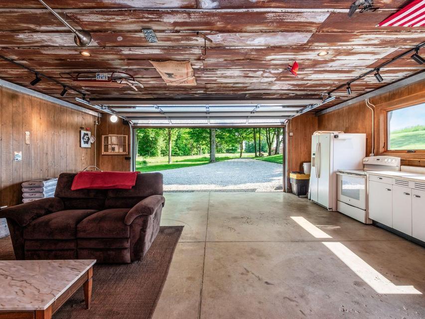 Centerburg, Ohio, 43011, United States, 3 Bedrooms Bedrooms, ,2 BathroomsBathrooms,Residential,Active,2025630