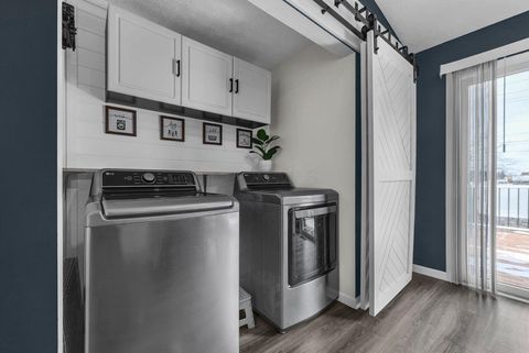 Tiny photo for 2294 Glencroft Drive, Hilliard, OH 43026 (MLS # 226001963)