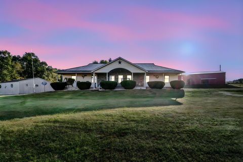 Photo of 16740 Ellis Road, Laurelville, OH 43135 (MLS # 226005106)