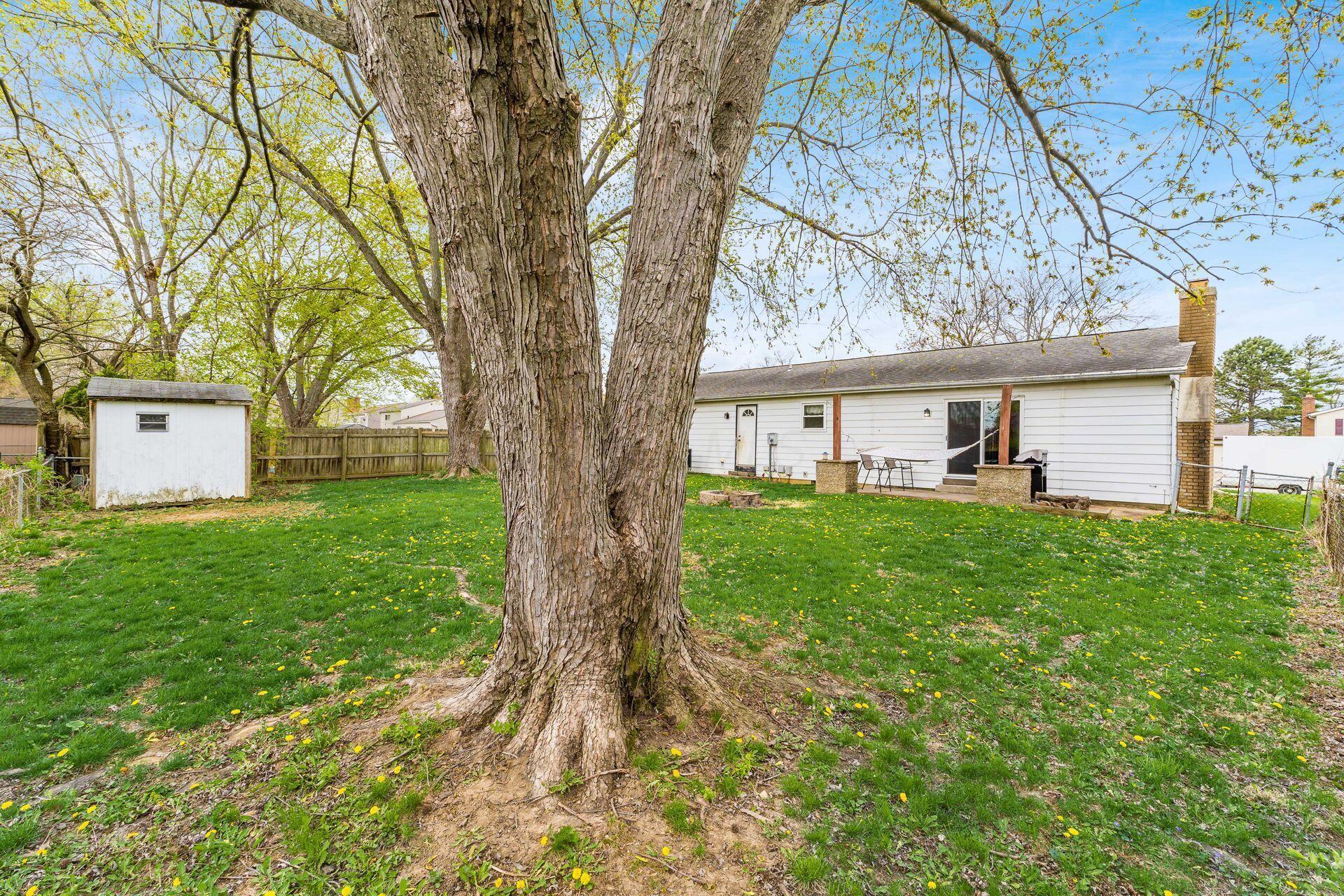 3995 Cypress Avenue, Grove City, Ohio image 34