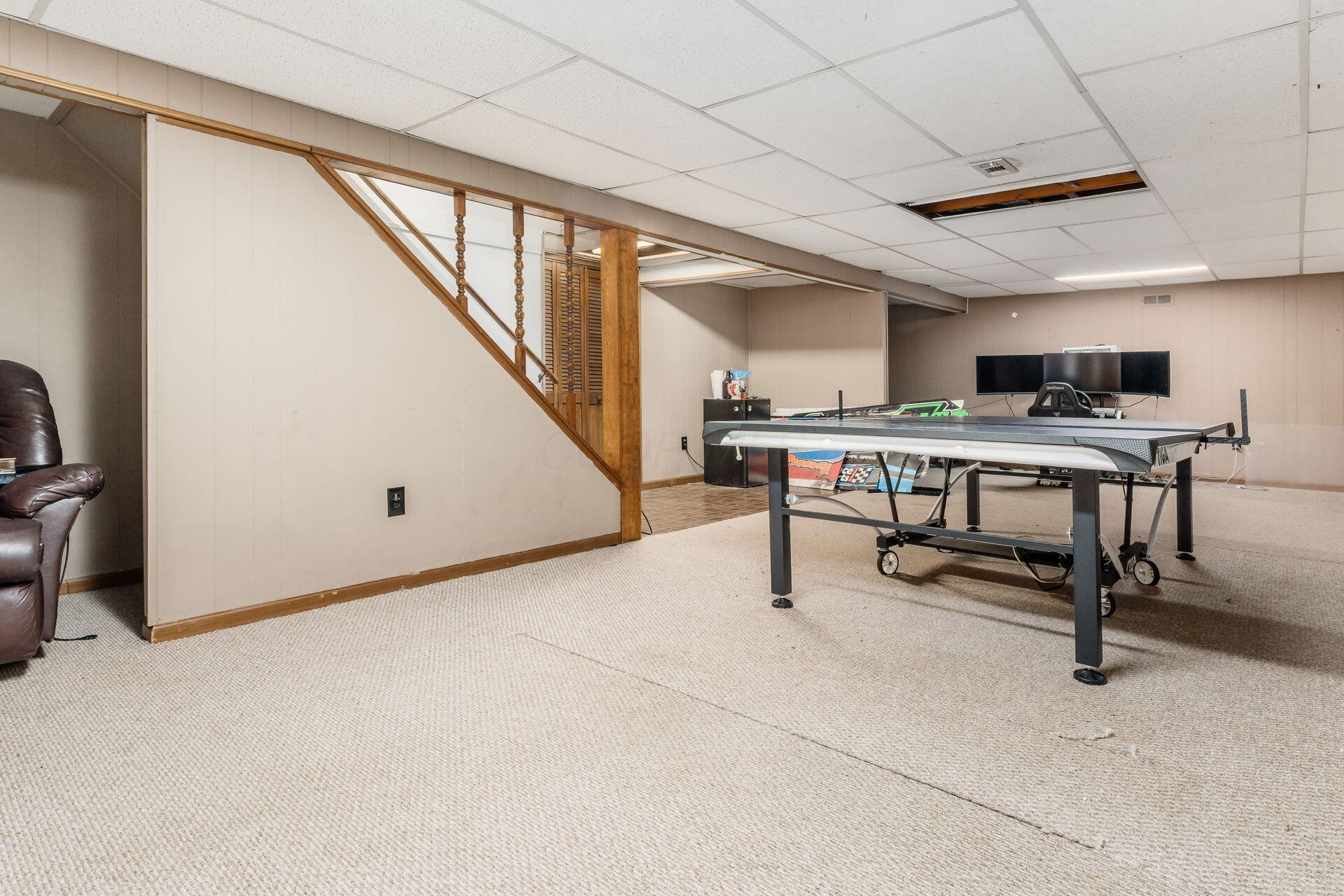 3995 Cypress Avenue, Grove City, Ohio image 30