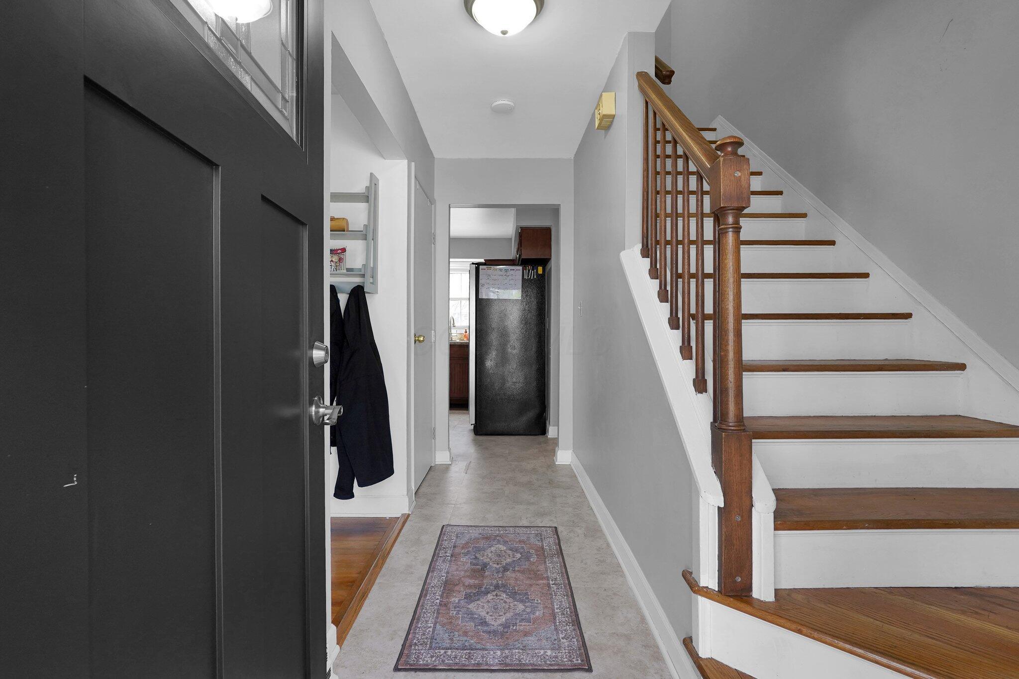 1689 Peardale Road, Columbus, Ohio image 3