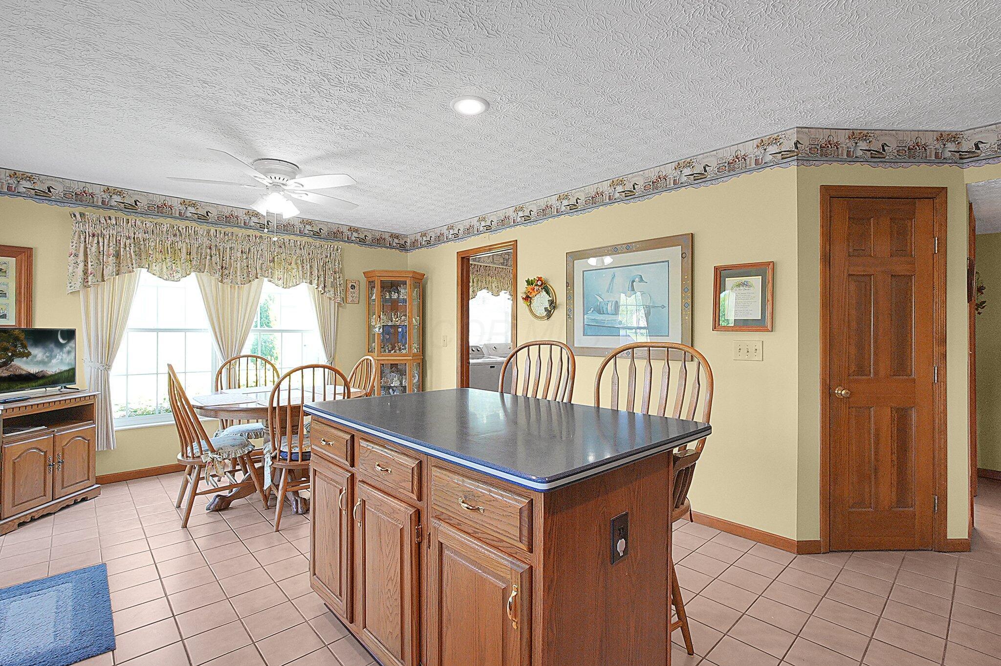 862 Brookside Drive, Pickerington, Ohio image 29