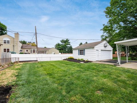 Tiny photo for 1454 Osborn Drive, Upper Arlington, OH 43221 (MLS # 226021690)