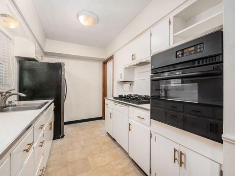 Tiny photo for 1454 Osborn Drive, Upper Arlington, OH 43221 (MLS # 226021690)