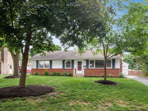 Photo of 1454 Osborn Drive, Upper Arlington, OH 43221 (MLS # 226021690)