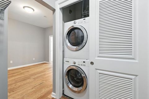 Tiny photo for 190 E Gay Street G8 #G8, Columbus, OH 43215 (MLS # 226004415)