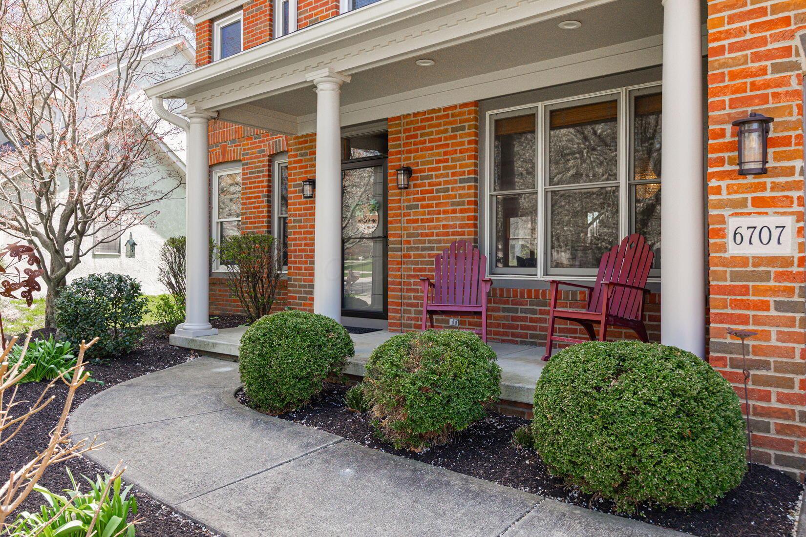6707 Meadow Glen Drive, Westerville, Ohio image 8
