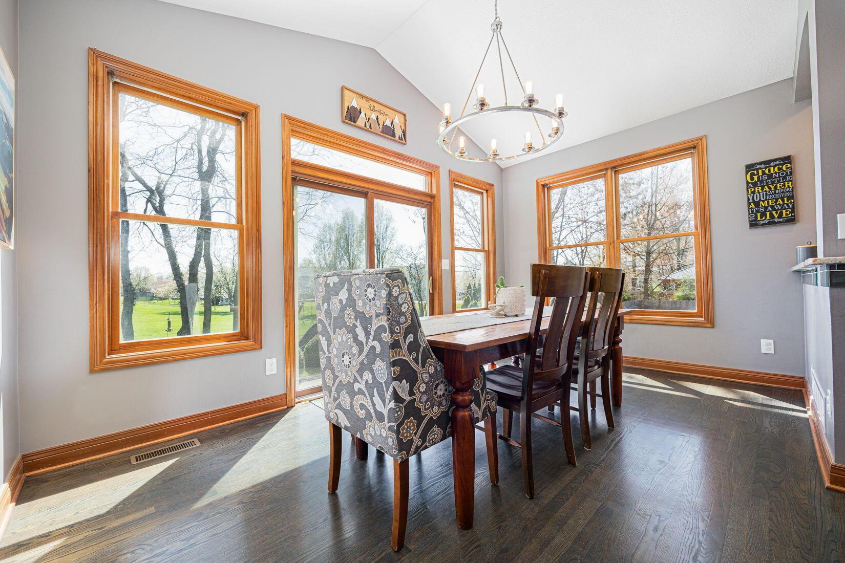 6707 Meadow Glen Drive, Westerville, Ohio image 27